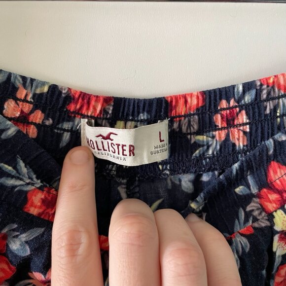 Hollister Long Floral Navy and Red Skirt - Picture 5 of 6